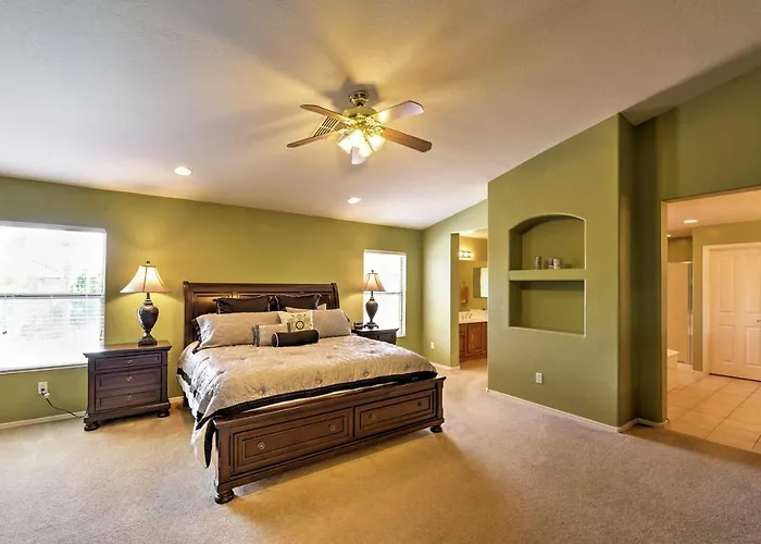 Spacious W/ Heated Pool In Litchfield Park! * Litchfield Park