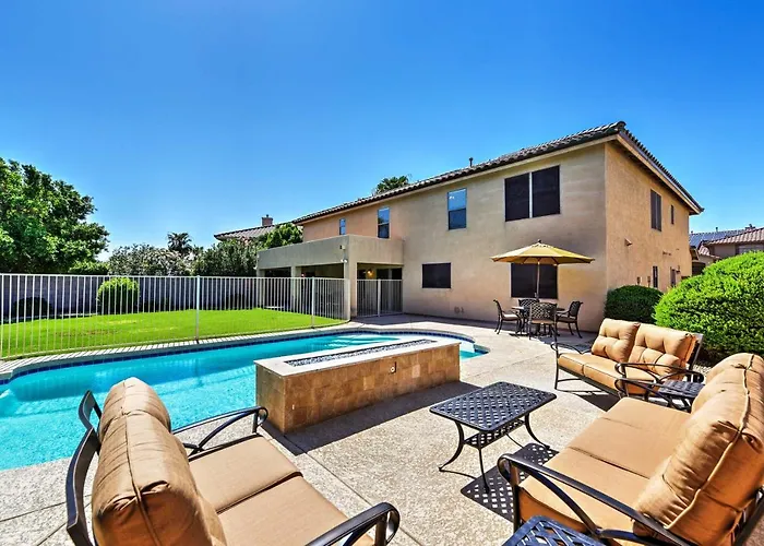 Spacious W/ Heated Pool In Litchfield Park! Holiday home *